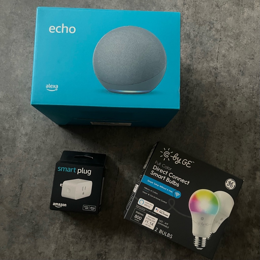 Echo Dot with Smart Plug and Smart Bulbs